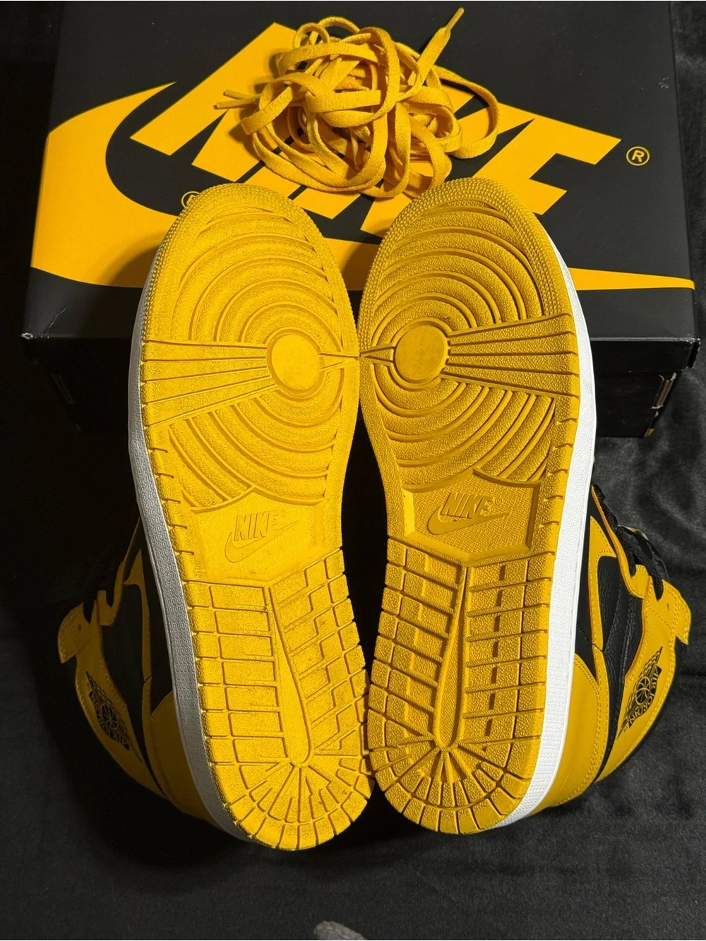 Men's Size 12 - Jordan 1 Retro High Pollen